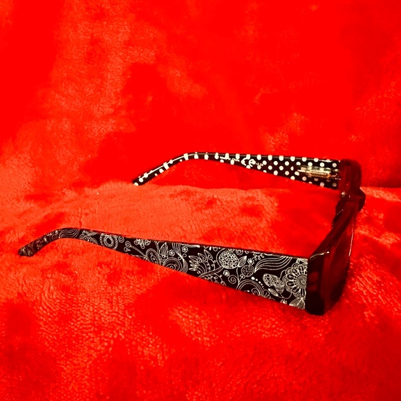 (3) Pairs of Readers + (1) Pair Reader Sunglasses +2.0 - Picture 5 of 16